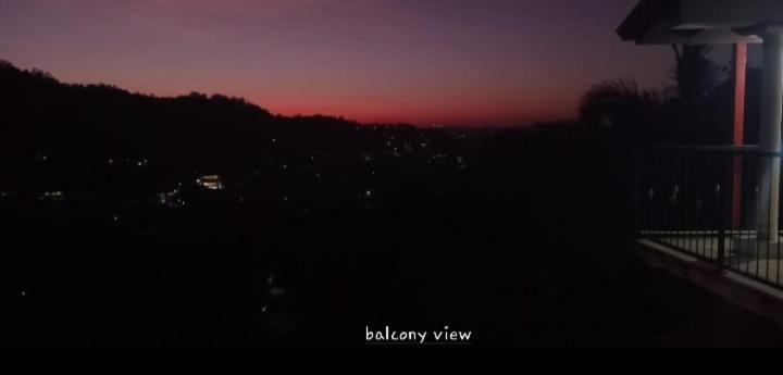 Kandyan View Homestay -Foreign エクステリア 写真